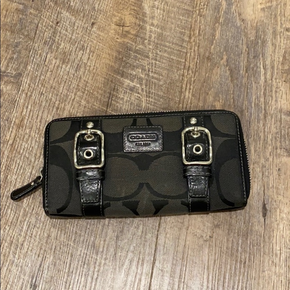 Coach wallet